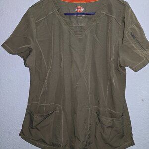Dickies Dynamix women's v-neck scrub top